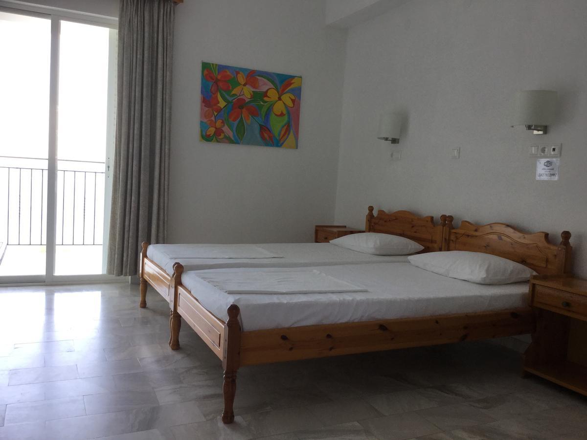 Villa Yiannis (Adults Only) Мегали Амос Екстериор снимка