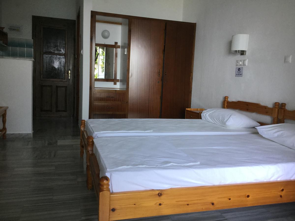 Villa Yiannis (Adults Only) Мегали Амос Екстериор снимка